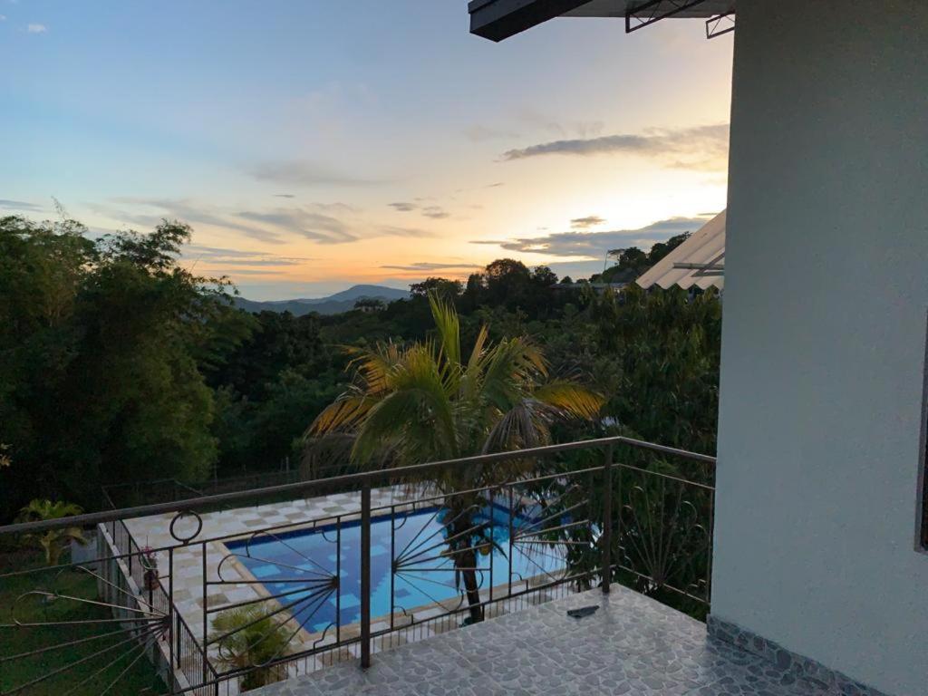 Terruno, Anapoima, Descanso, Naturaleza Holiday home *